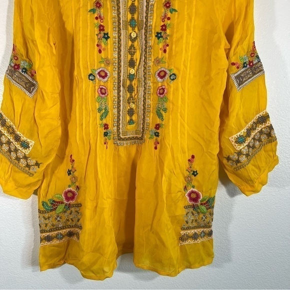 Johnny Was | Gold Embroidered Pintuck Blouse Small - Picture 4 of 8